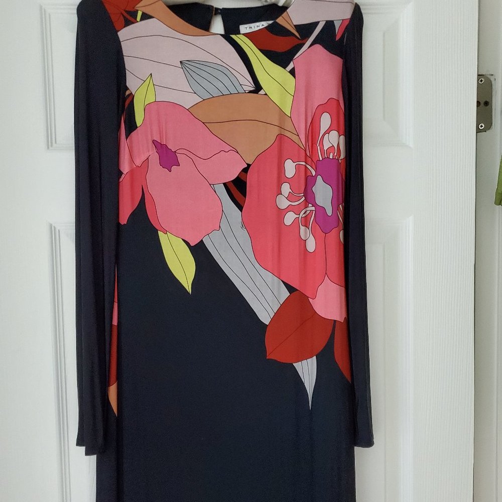 Trina Turk Black Floral Shift Dress with Pink and Red Accents, size 2